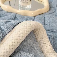 Knitted Heart Pattern Warm Throw Blankets Winter Soft Comfortable Double Sided Plush Thick Coral Velvet Blanket for Bed Safa