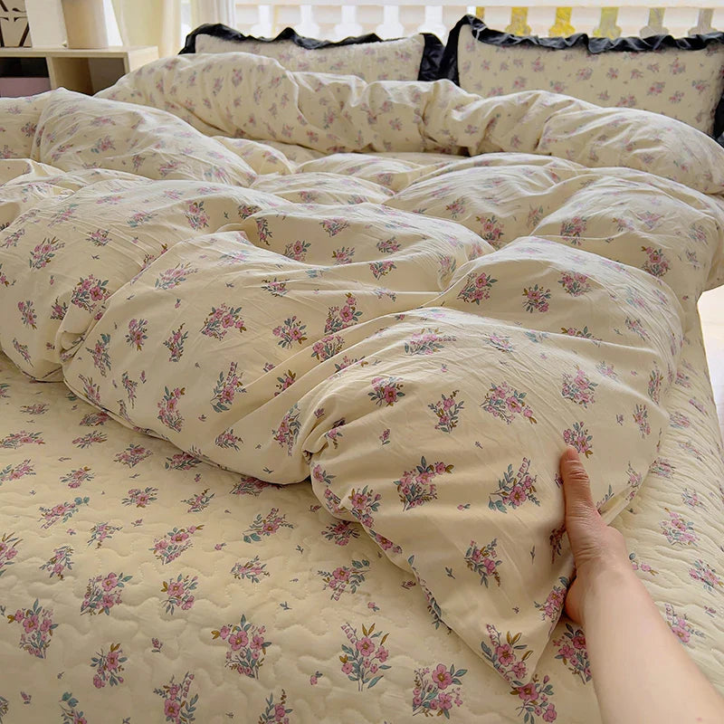 2025 new soft waxy waxy wash quilt cover Knitted double layer single bed sheet Little fresh polka dot bedding