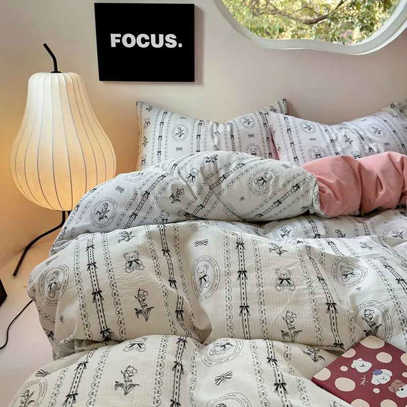 A-Class Maternal and Infant Super Soft Wrinkle Yarn Water Washed Cotton Four piece Set Bubble Cotton Quilt Set Bed Sheet