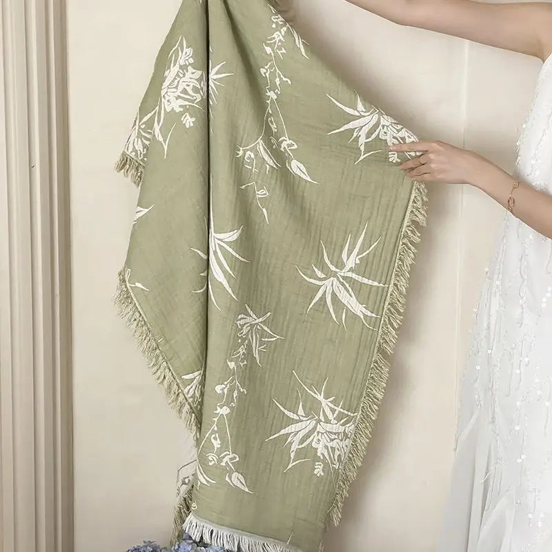 2025 new cotton gauze blanket shawl blanket four-layer fringed summer pure cotton air-conditioning blanket bath towel