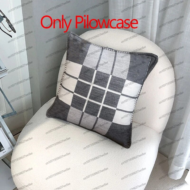 Winter Warm Blankets for Beds Sofa Plaid H Blanket Brand Designer Blanket Fleece Knitted Nap Throw Blanket Soft Wool Scarf Shawl