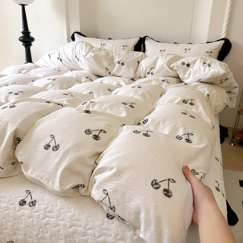2025 new soft waxy waxy wash quilt cover Knitted double layer single bed sheet Little fresh polka dot bedding