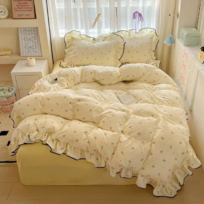 2025 new cream lace girl powder grid Korean version bed four-piece set washed cotton double-layer yarn quilt cover dormitory