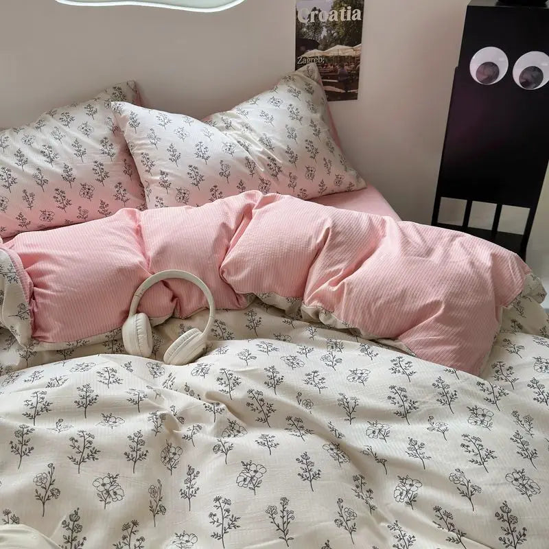 A-Class Maternal and Infant Super Soft Wrinkle Yarn Water Washed Cotton Four piece Set Bubble Cotton Quilt Set Bed Sheet
