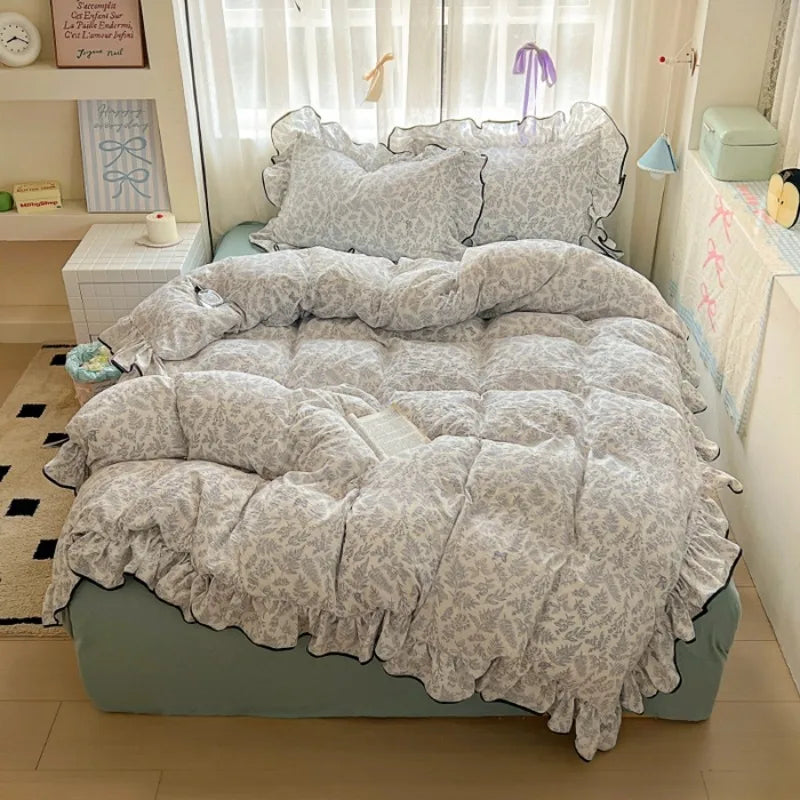 2025 new cream lace girl powder grid Korean version bed four-piece set washed cotton double-layer yarn quilt cover dormitory