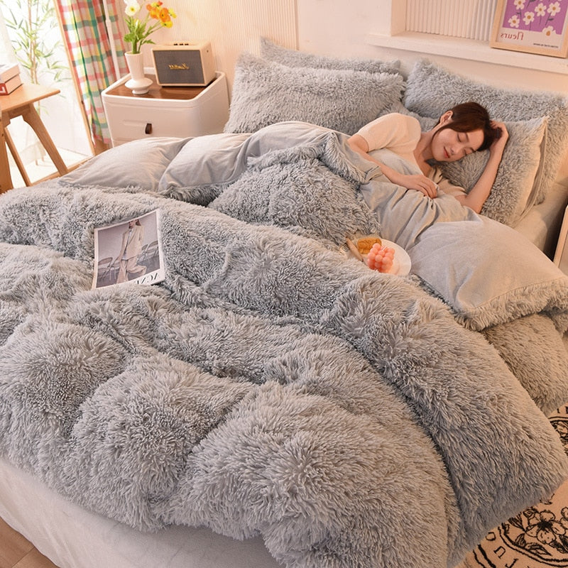 4pcs Autumn and Winter Warm and Thick Solid Color King Size Bedding Set Sheet Quilt Cover Pillowcase 220x240cm