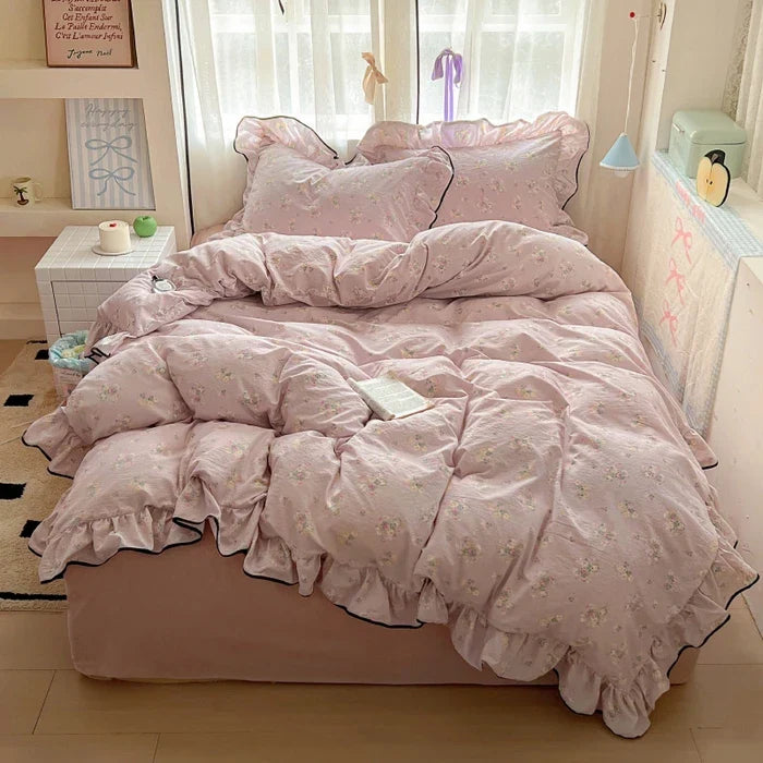 2025 new cream lace girl powder grid Korean version bed four-piece set washed cotton double-layer yarn quilt cover dormitory