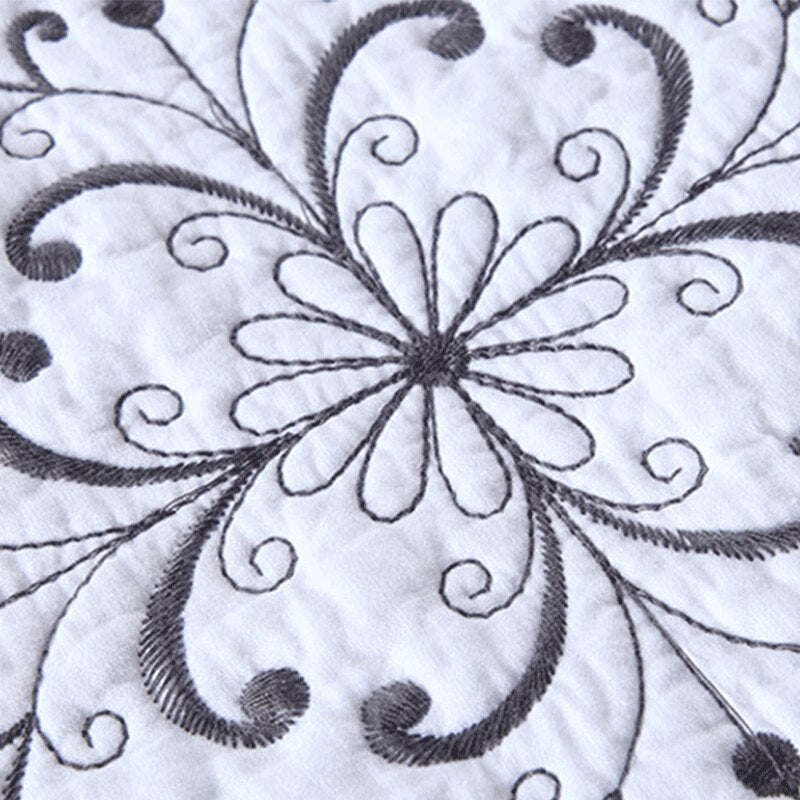 100% Cotton Embroidered Butterfly Flower 3pcs Printed Quilted Quilt Pillowcase Free Shipping