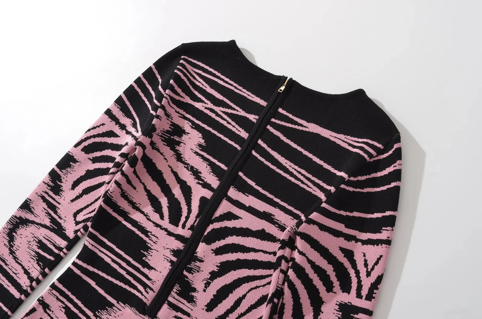 Abstract Wave Jacquard Knit Dress