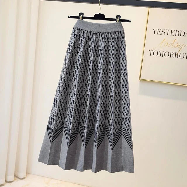 Chevron Contrast Knit Midi Skirt