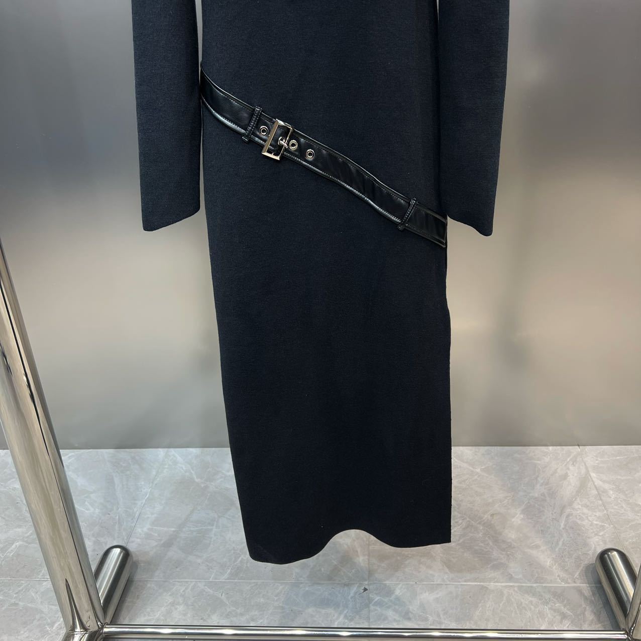 Front Quad Belt Decorated Knit Dress