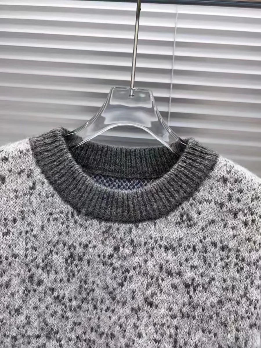 Gradient Round Neck Knit Sweater