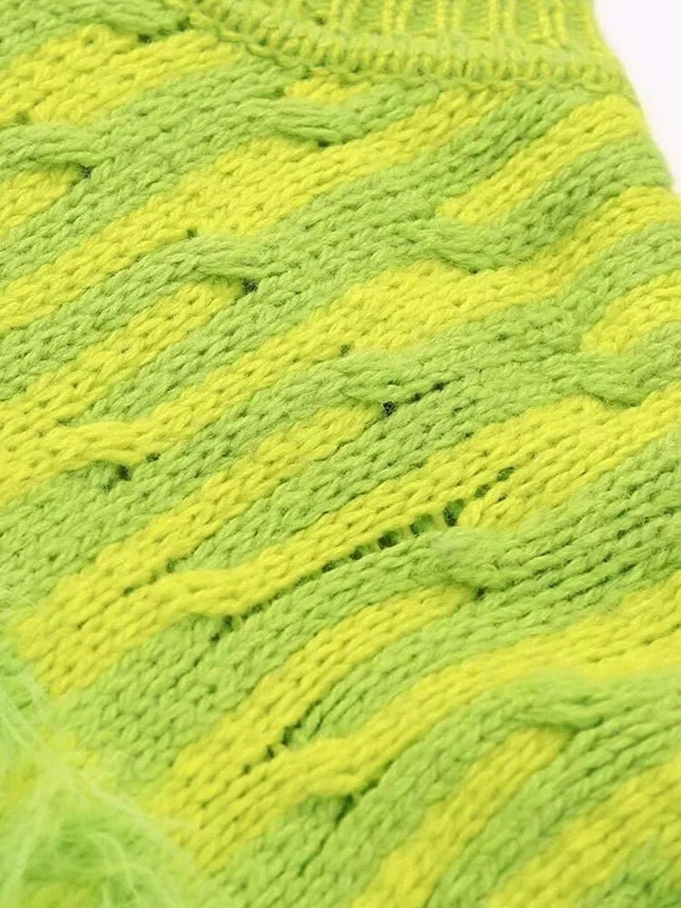Green Fluffy Cropped Knitted Sweaters