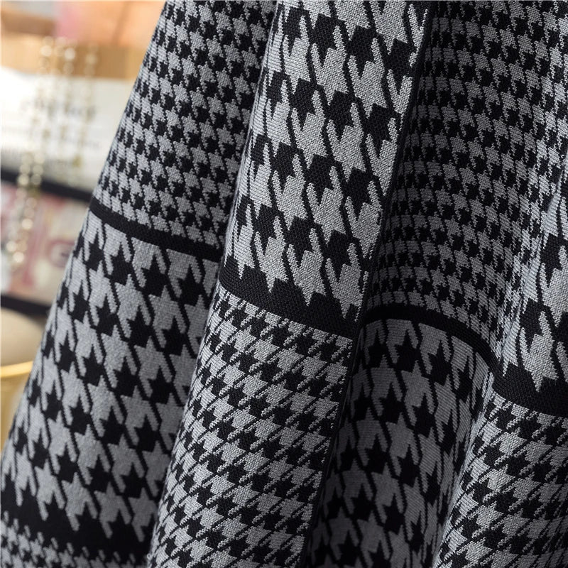 Houndstooth Grids Knit Midi Skirt