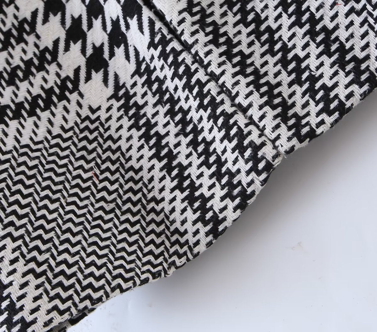 Houndstooth Plaid Mid-Length Coat
