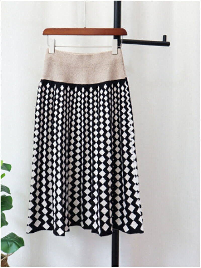 Diamond Stripes Spliced Knit Skirt