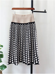 Diamond Stripes Spliced Knit Skirt