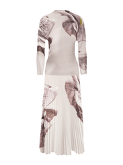 Rosy Pleated Set