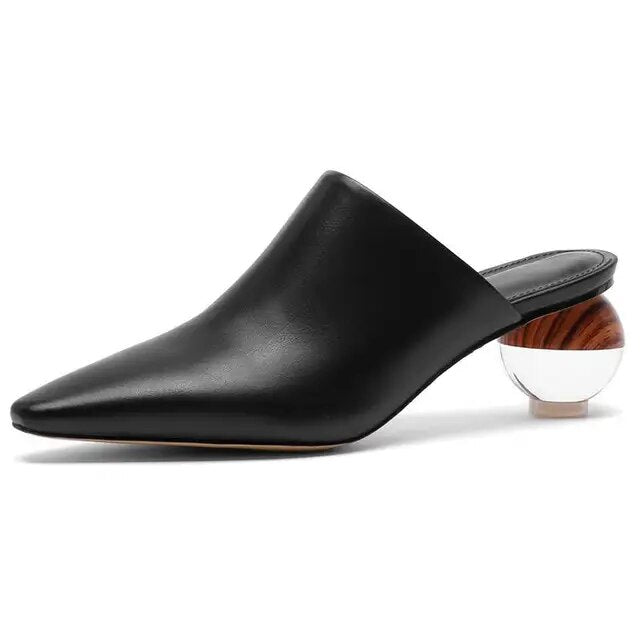 Spherical Heel Pointed Shoes